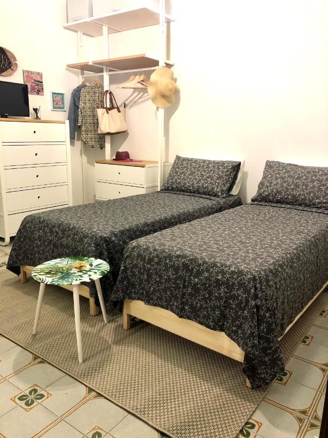 Vacanzenaxos - Casa Frontemare Appartement Giardini-Naxos Buitenkant foto